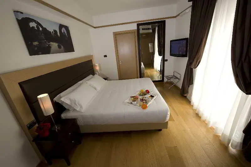 Ginevra Palace Hotel Rom 3*,  Italien
