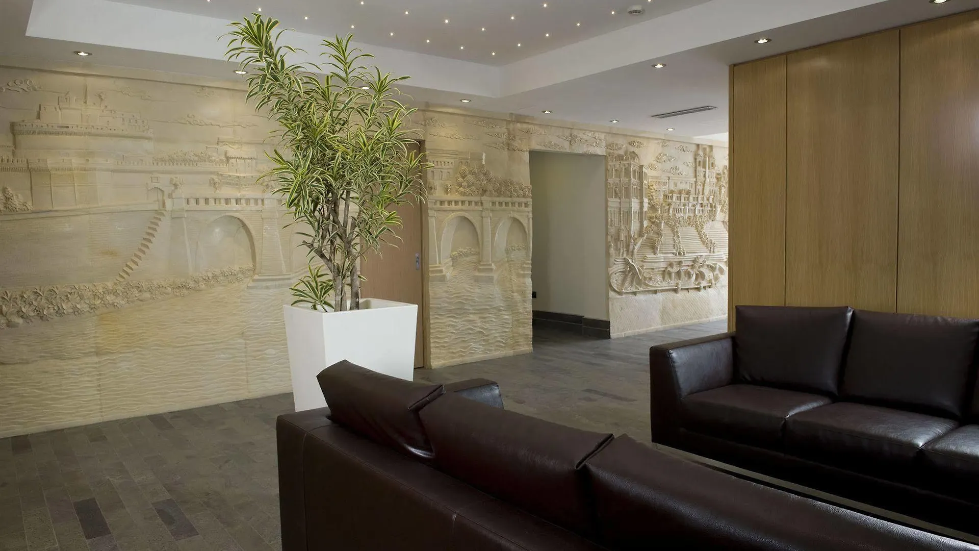 Ginevra Palace Hotel Roma 3*,